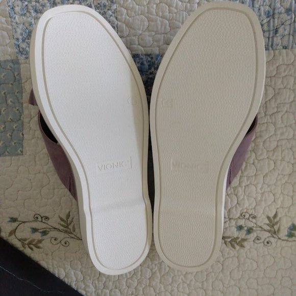 Vionic Leila Azalea Sandal - Picture 7 of 8